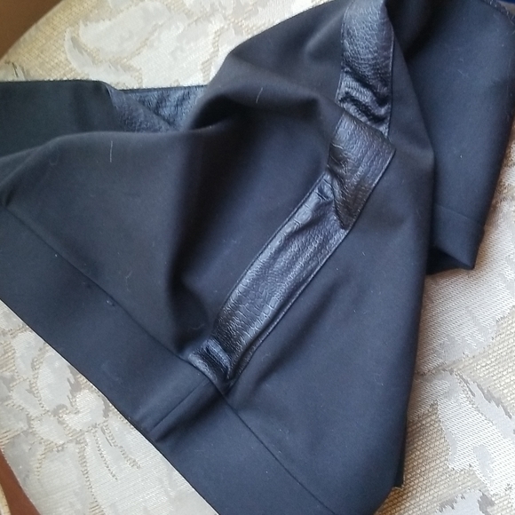 White House Black Market leggins - Picture 5 of 7